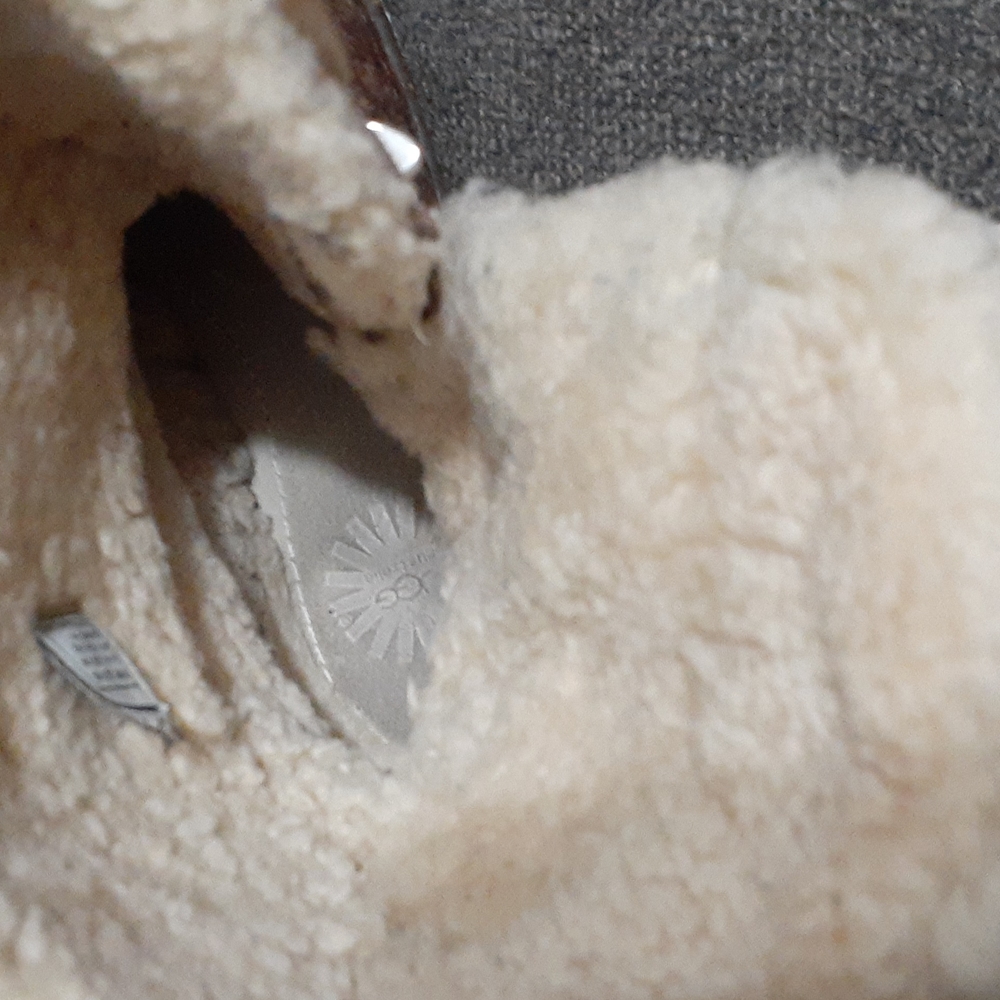 Ugg Boots - image 7
